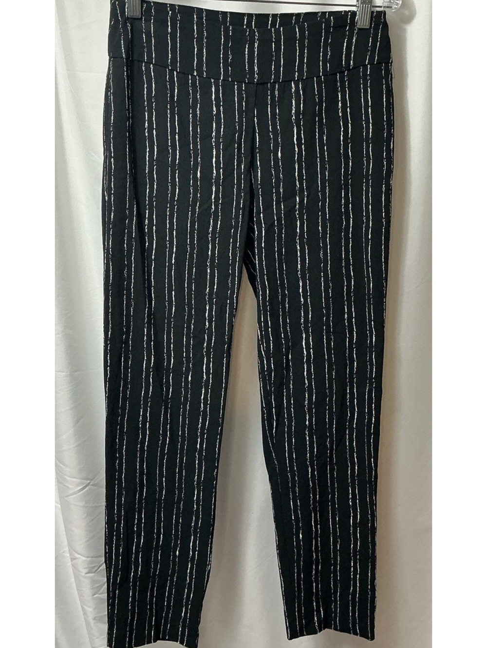 New Directions Women’s Size 6 Black White Stripe Pull-On Straight Leg Pants NWT